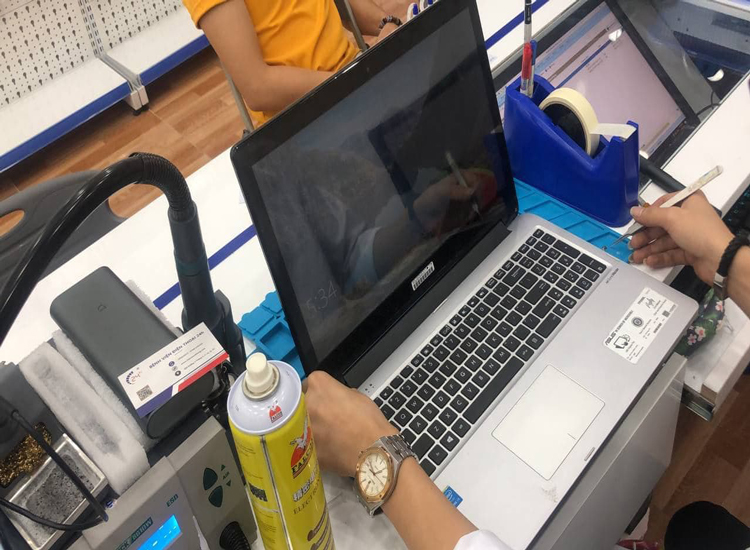 Thay bàn phím laptop Asus Vivobook S530 hình 3