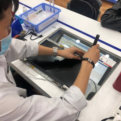 Thay màn hình laptop FX505 tại 24h