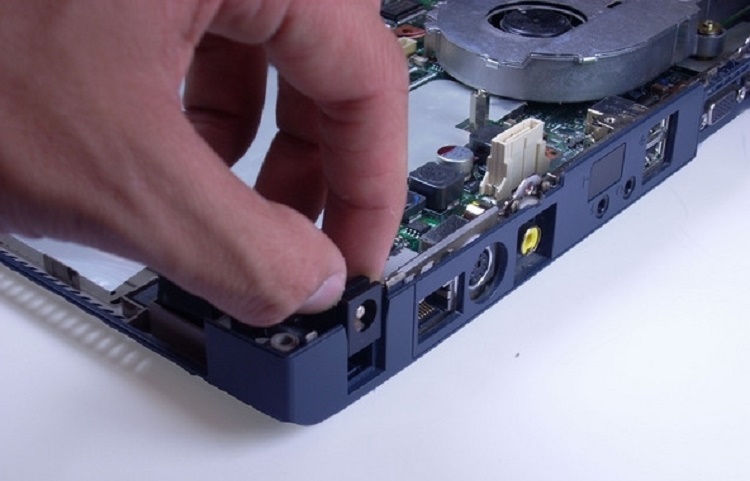 thay sạc laptop Dell Vostro 3578