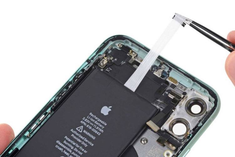 pin iPhone 12 tụt nhanh vì sao
